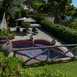 Donna Michelle - Private Pool & Faraglioni View فيلة كابري