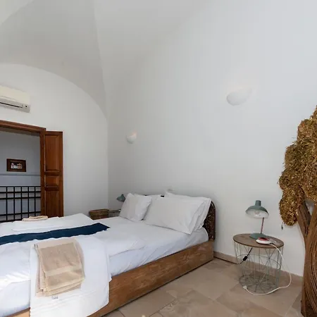 Donna Michelle - Private Pool & Faraglioni View וילה