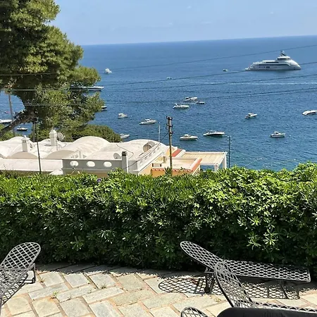 Donna Michelle - Private Pool & Faraglioni View فيلة كابري