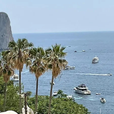 فيلة Donna Michelle - Private Pool & Faraglioni View *